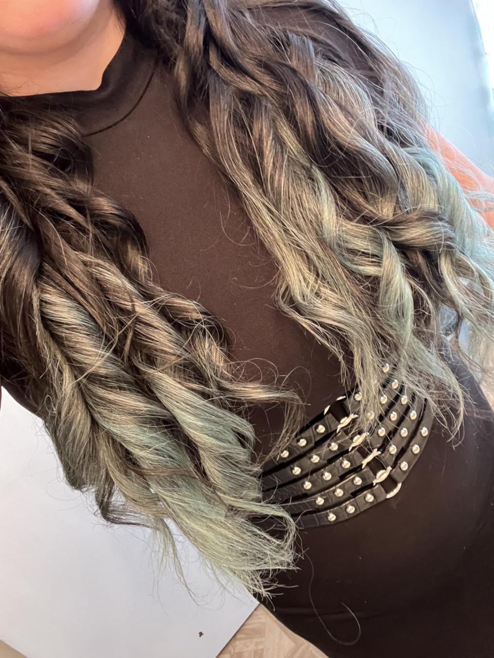 The professional's go-to choice for every curling solution. Engineered for even heat, consistent, high-level performance, long-life and ease of use,